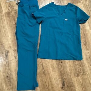Teal Scrub Set